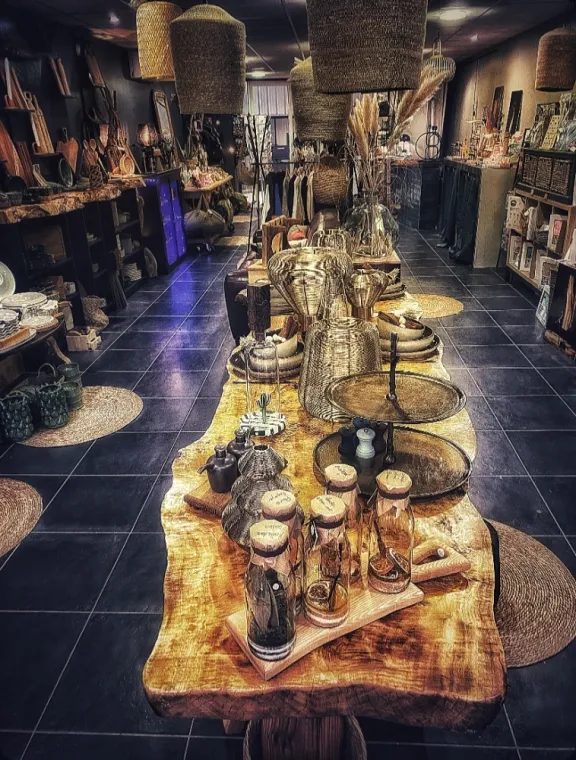 Concept store LA BELLE ÉPOQUE décoration cuisine près de Toulouse, Toulouse, Atelier RBS La Planche