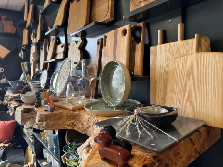 Magasin de décoration et Art de la Table en bois artisanal à Carbonne, près de Toulouse, Toulouse, Atelier RBS La Planche