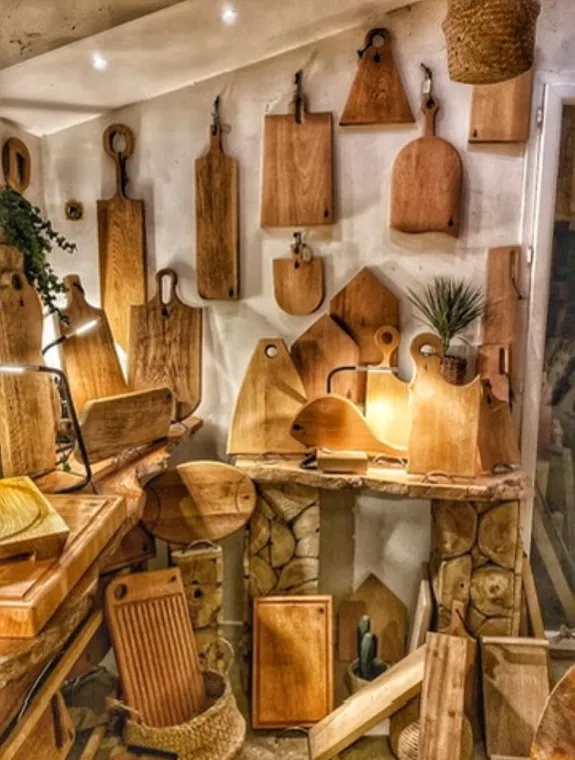 Atelier RBS La Planche à Noé : créations artisanales en bois massif sur mesure fabriquées en Occitanie
