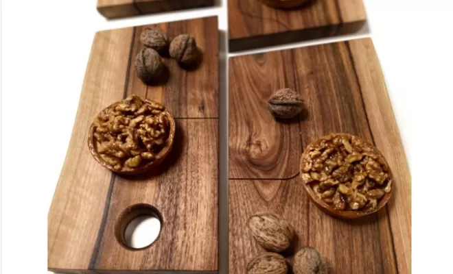 Planche en vieux noyer massif français