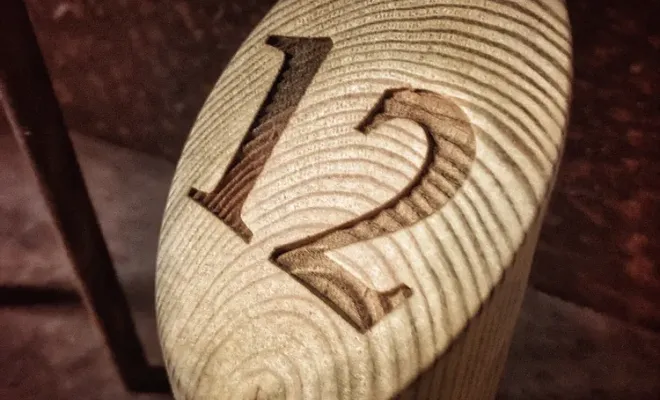 Prototype Mölkky en bois sur-mesure : l’artisanat d’exception de La Planche séduit le luxe français, Toulouse, Atelier RBS La Planche